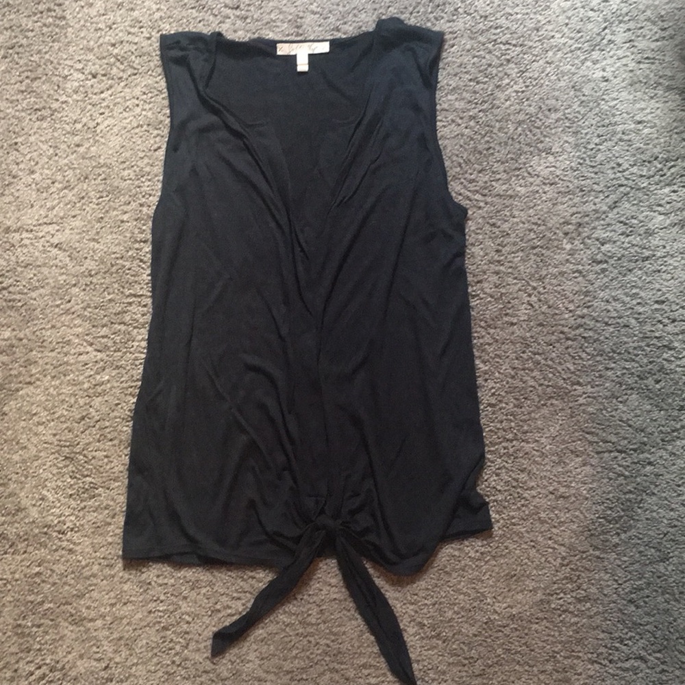 Soft Joie - Sleeveless Tie Front Top